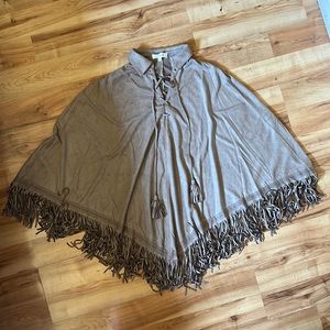 One the land poncho fringe detail Medium NWOT